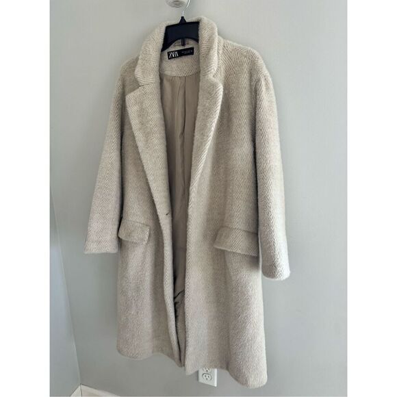 Zara Long Oversized Beige Herringbone Fuzzy Jacket, Women’s Size Small - Picture 2 of 8